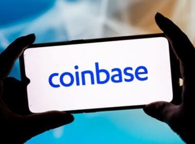 SEC’nin Binance’e Dava Açması, Coinbase Hisselerinde Büyük Düşüşe Neden Oldu