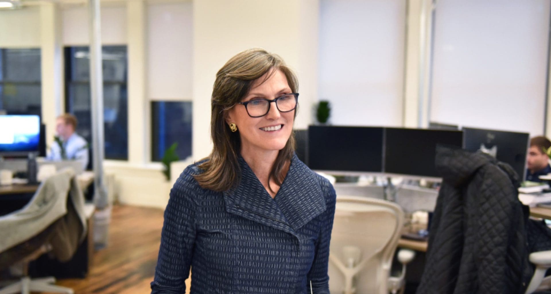 Cathie Wood’un ARK Invest’i, 12 Milyon Dolar Değerinde Hisse Sattı