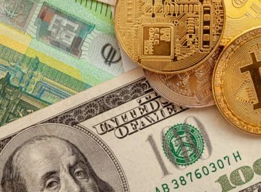 Crypto.com Borsasının Büyük Hatası: Bir Kullanıcıya Yanlışlıkla 6,7 Milyon Dolar Gönderildi