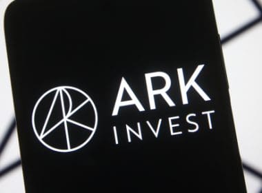 ARK Invest, Coinbase Hisse Fiyatlarının Artmasıyla Milyon Dolarlık Satışlara Devam Ediyor