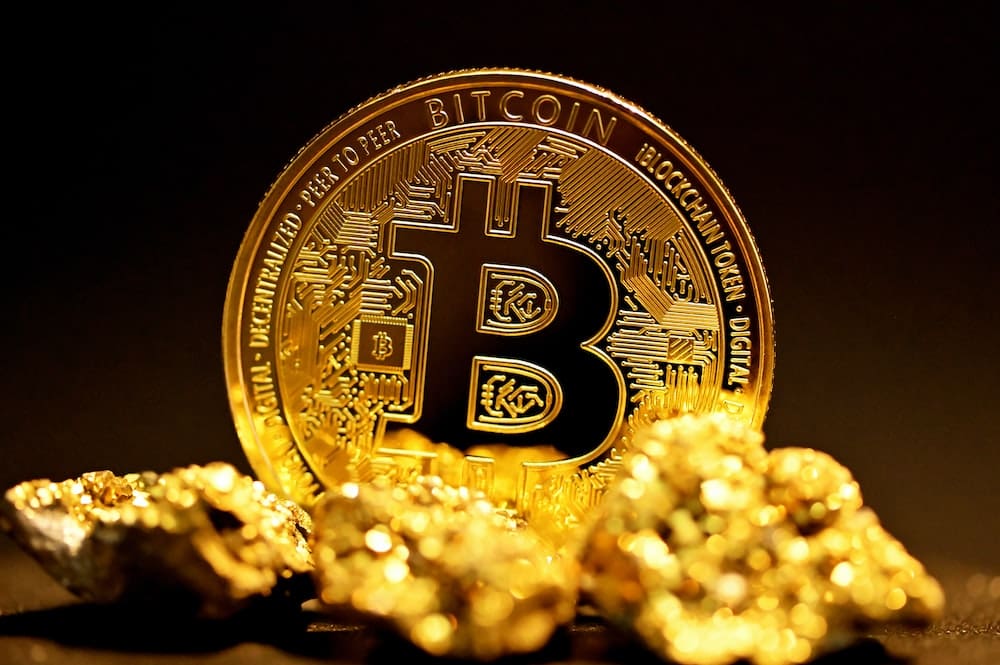 10 Yıldır Haraketsiz Olan Bitcoin Cüzdanı Uyandı: Milyonlarca Dolarlık Transfer Gerçekleştirdi