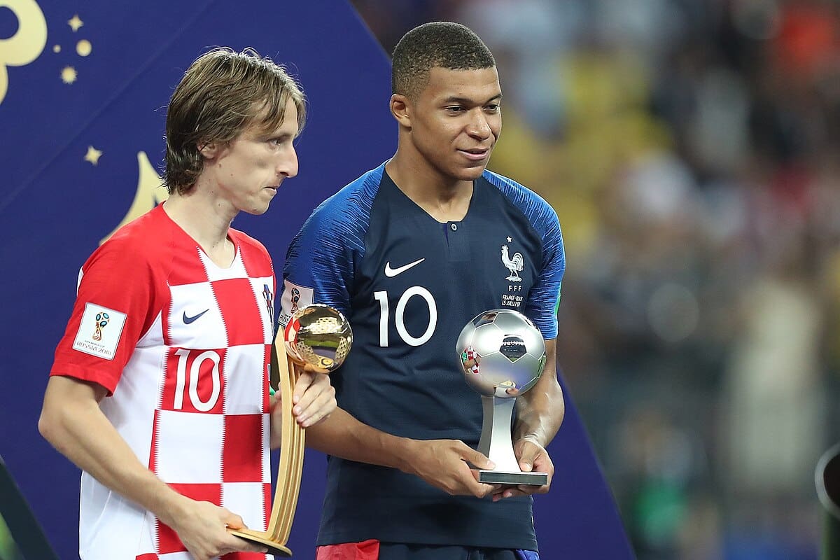 Ünlü Futbolcu Mbappé’nin Sahte Tokeni Sıfıra İndi, Durum Anlaşılana Kadar Tokeni 450M$ Değere Ulaştı