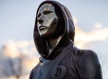 Satoshi Nakamoto Kimdir? Bitcoin’in Gizemli Yaratıcısı Hakkında Bilmeniz Gerekenler