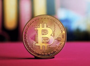 Bernstein, Seçimlerden Sonra Bitcoin Fiyat Tahminini Güncelledi