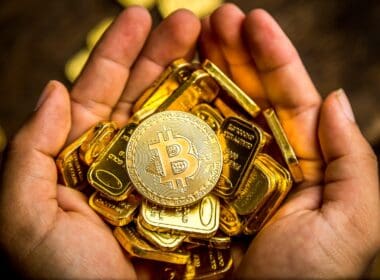 Güvenli Liman Değişiyor Mu? Bitcoin Yeniden Rekor Kırdı