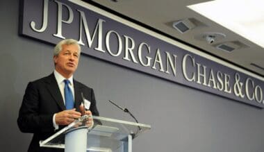 JPMorgan CEO’su Dimon: ABD Borsası Aşırı Isınıyor Olabilir