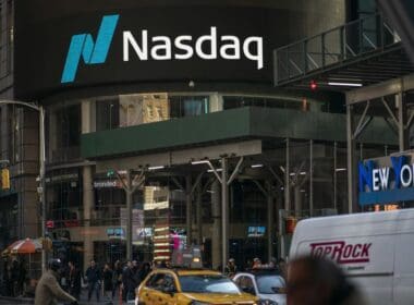 Wall Street Sert Düşüşün Ardından Toparlanmaya Çalışıyor