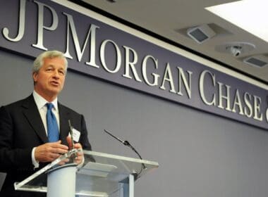 JPMorgan CEO’su Dimon: ABD Borsası Aşırı Isınıyor Olabilir