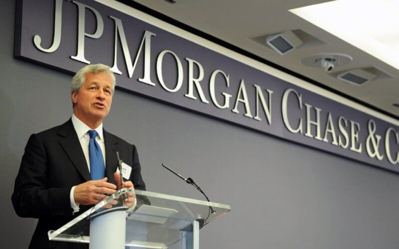 JPMorgan CEO’su Dimon: ABD Borsası Aşırı Isınıyor Olabilir