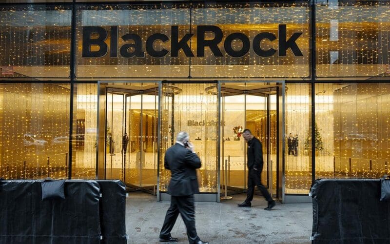 BlackRock Bitcoin ETF’i Lansmandan Bu Yana En Büyük Günlük Çıkışını Gördü!