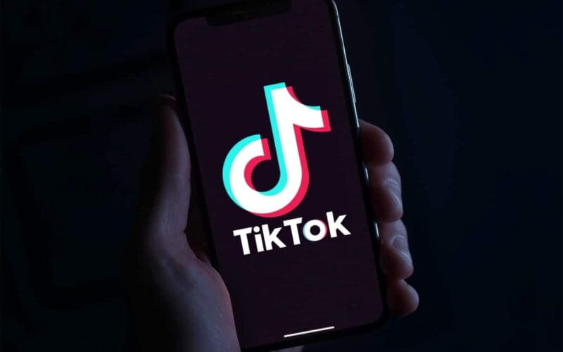 TIKTOK Memecoin Skandalı: Students for Trump Kurucusuna Tepkiler Büyüyor