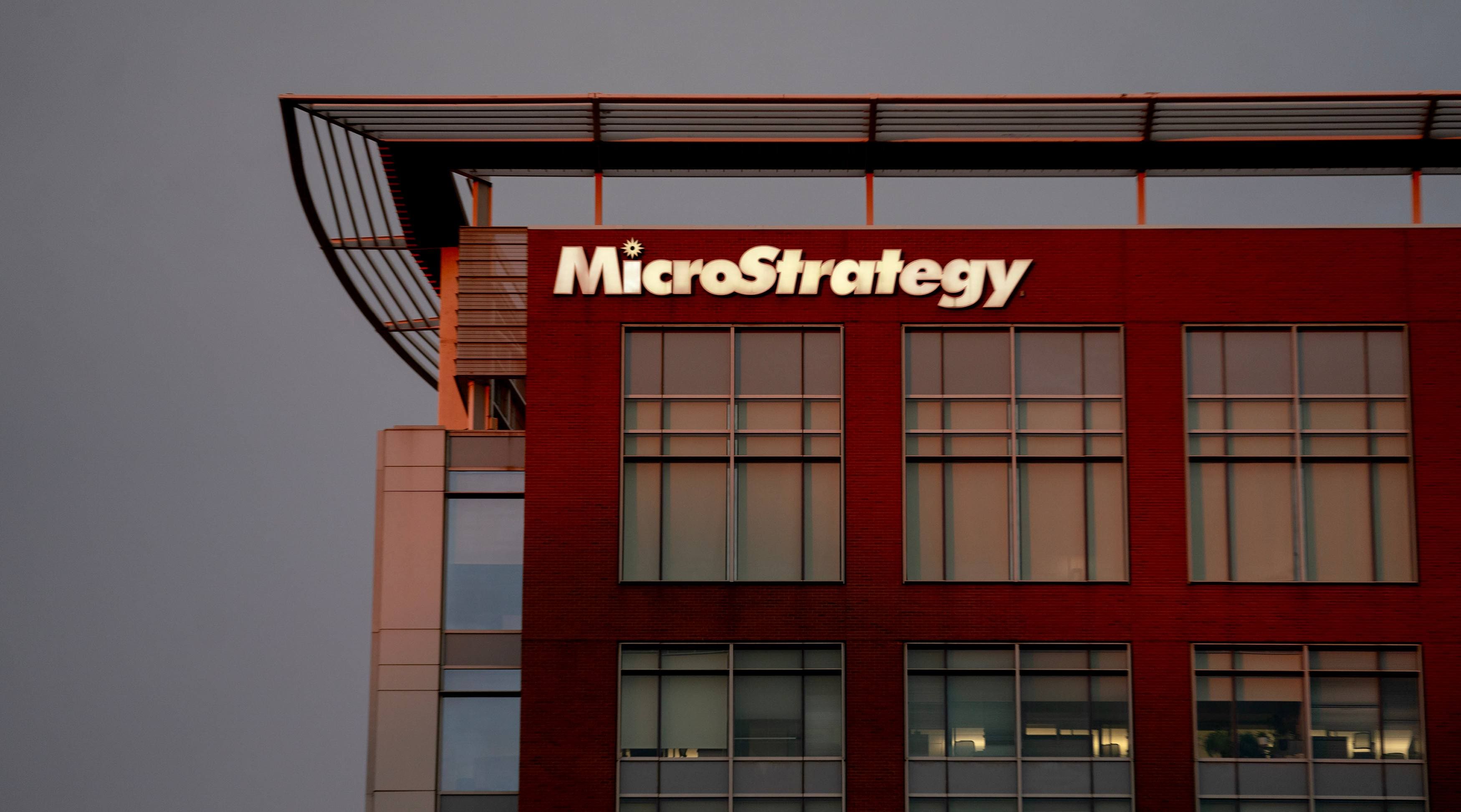 MicroStrategy Bu Haftayı da Boş Geçmedi: 1,1 Milyar Dolar Bitcoin Daha Aldı