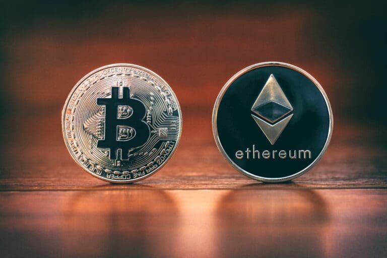 Bitcoin ETF Girişleri Yıllık Bazda Artışta, BlackRock Ethereum’da da Liderliği Ele Geçirdi