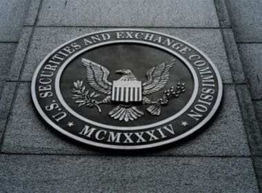 SEC, ETF Kararlarını Erteledi: Analistlerin Yorumları Neler?