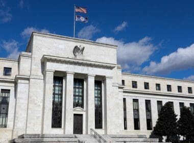 FED, Bankaların Kriptoya Erişimini Kısıtlayan Rehberliği Geri Çekti: Yeni Dönemin Kapısı mı Aralanıyor?