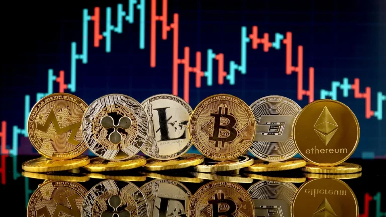 Altcoin ETF’lerinde Beklentiler Yükseliyor: Bloomberg’ten Yeni Tahminler Geldi