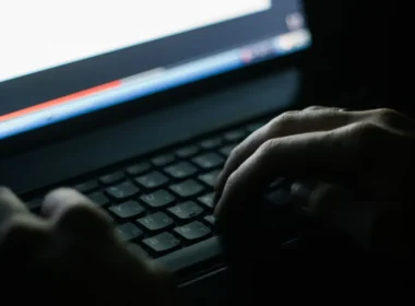 Polis, 540 Milyon Dolarlık Kripto Dolandırıcılığı Çetesini Çökertti
