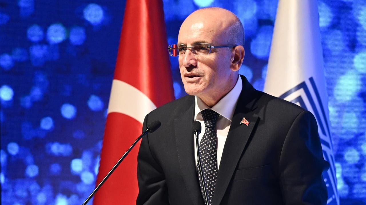 Bakan Şimşek’ten Hürmüz Boğazı Uyarısı: Senaryoları Analiz Ediyoruz!