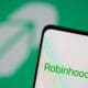 Robinhood, ETH ve SOL Staking Hizmetlerini Duyurdu!