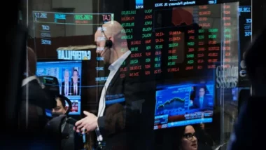 Wells Fargo’dan S&P 500 Uyarısı: Ralli Kırılgan, Sınırlı Katılım Endişe Yaratıyor!