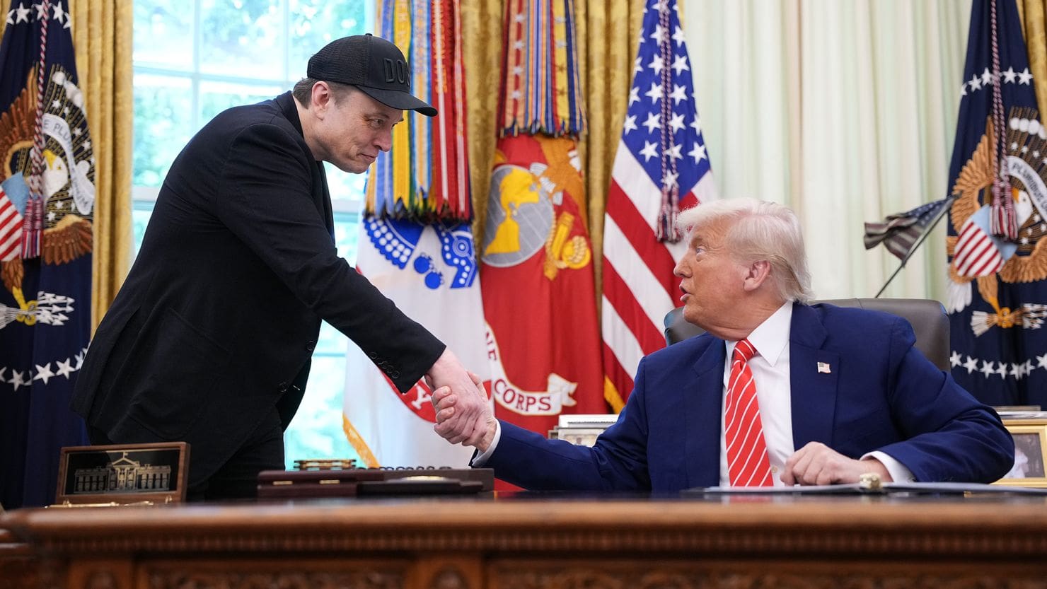 Trump ile Elon Musk Gerilimi Artıyor: Musk, Yeni Partisinin Bitcoin’i Destekleyeceğini Duyurdu