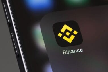 Binance Vadeli İşlemlerinde Kısa Süreli Kesinti Yaşandı: Kripto Paralarda Düşüş Sürüyor