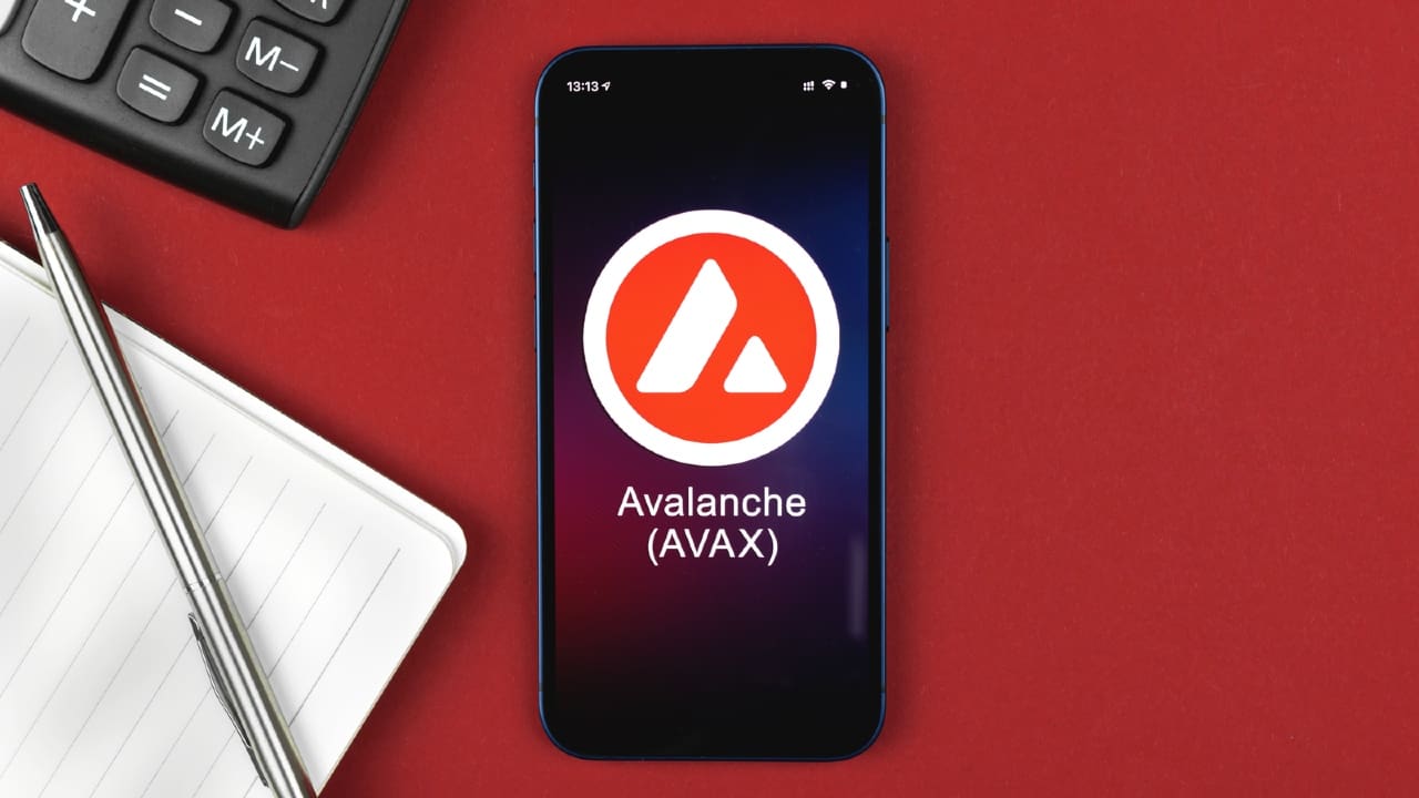 Avalanche, Kurumsal Sermayeyi Üzerine Çekti: 1 Milyar Dolarlık Yatırım Hamlesi!