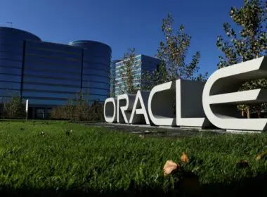 Oracle Kurucusu Ellison, 70 Milyar Dolarlık Servet Artışıyla  Musk’a Rakip Oldu