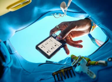 Yepyeni Ledger Nano™ ve Ledger Wallet™ ile Mülkiyette Yeni Bir Çağ Başlıyor