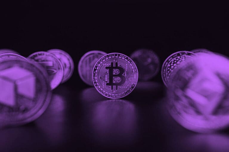 Kripto Cüzdanlarından Wall Street Kasalarına: Bitcoin Balinaları Varlıklarını Spot ETF Hisselerine Dönüştürüyor