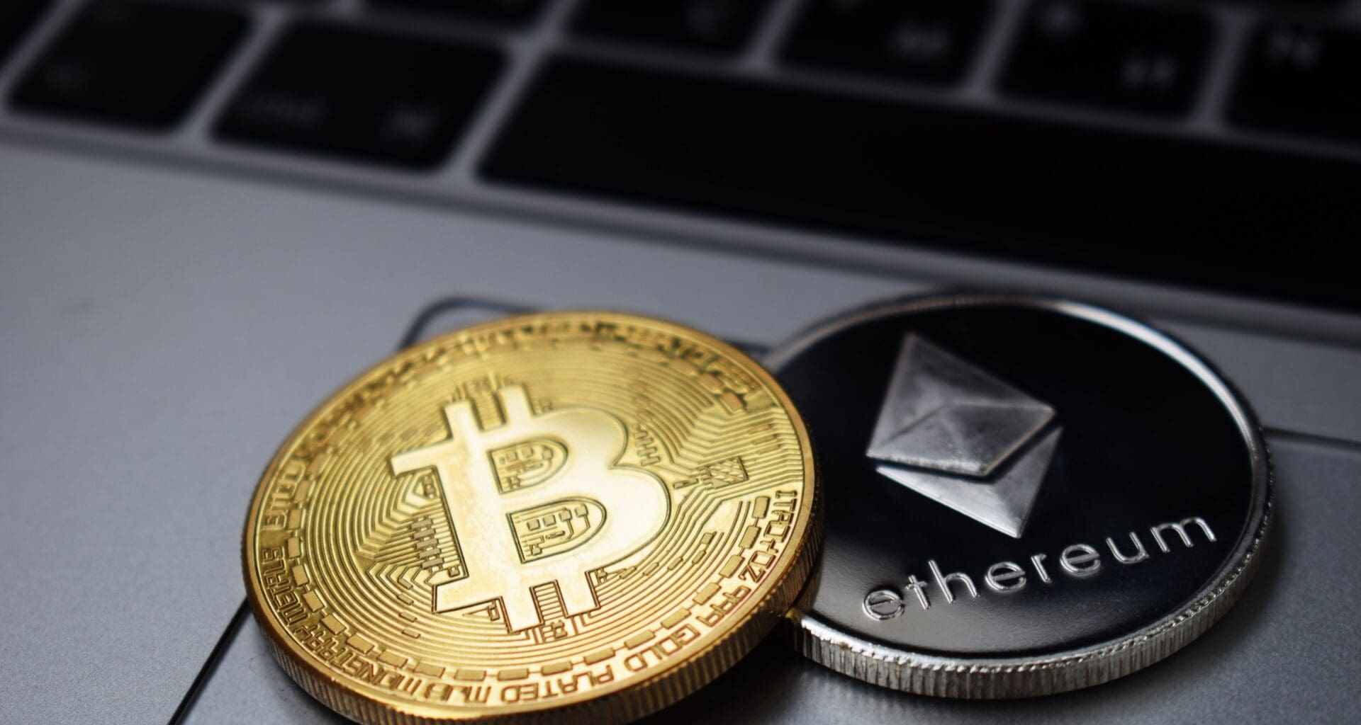 Ethereum Hazineleri Bitcoin’i Geride Bıraktı! Son Aylarda Kurumsal Benimseme Artıyor