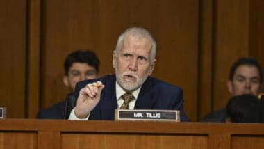 Senatör’den Kritik Uyarı: “Kripto Yasası için Zaman Daralıyor”