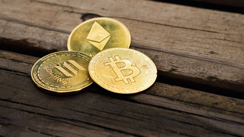Kripto Fonlarında Tarihi Hafta: BTC Zirvede, Solana Rekor Tazeledi