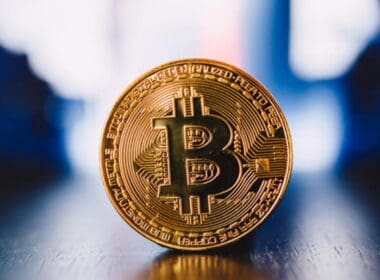 Tom Lee Bitcoin Tahminini Yeniledi, Grayscale’e Göre ise 4 Yıllık Döngü Bitti