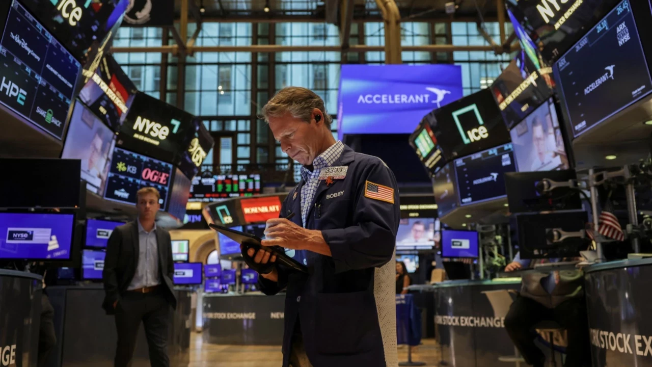 Küresel Piyasalarda Risk İştahı Arttı: ABD Büyüme Verileri ve Teknoloji Hisseleri Öne Çıktı