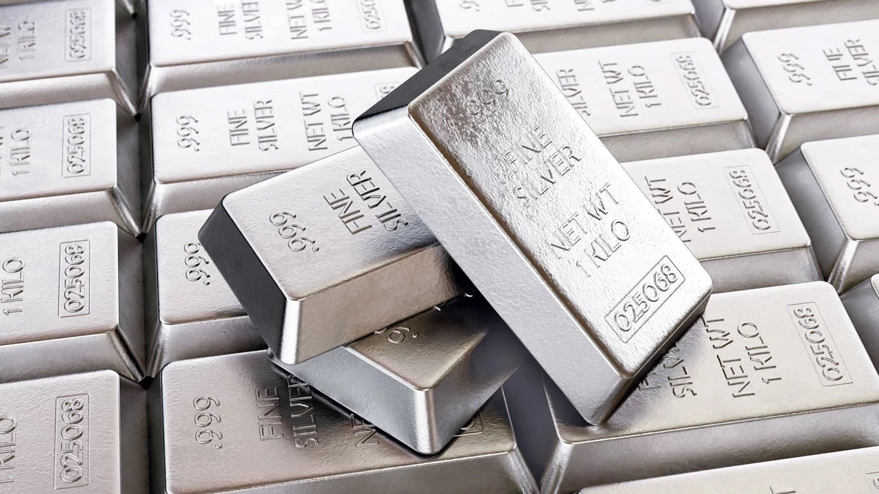 Gümüş Yeni Yıla Da Yükselişle Başladı: Ancak Uzmanlar Uyardı, “Pili Bitiyor!”