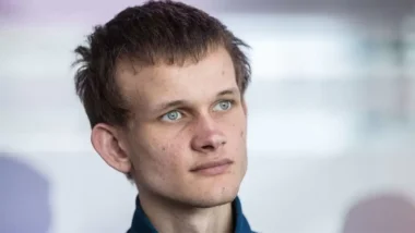 Vitalik Buterin: “Kurumlar için Tek Tıkla Ethereum Staking Dönemi Gelebilir”