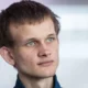 Vitalik Buterin: “Kurumlar için Tek Tıkla Ethereum Staking Dönemi Gelebilir”