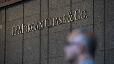 JPMorgan: Kalıcı Petrol Yükselişi S&P 500’ü %15 Düşürebilir
