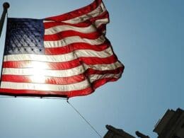 ABD’de Mart Ayında İstihdam Artışı Beklentileri Aştı, İşsizlik Düştü