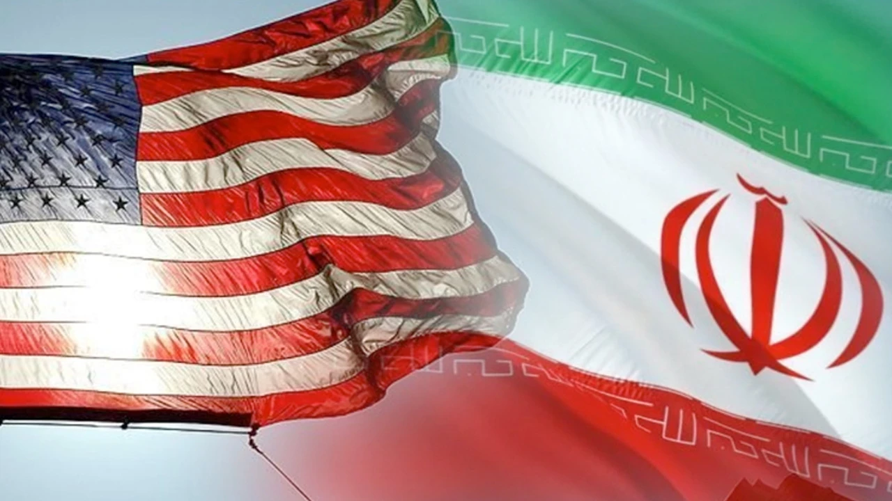 Trump’ın Açıklamaları Sonrası İran Hürmüz Boğazı’nı Yeniden Kapattı: Boğaz’dan Geçmeye Çalışan Gemilere Ateş Açıldı