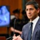 Kevin Warsh’ın Adaylığı Cumhuriyetçilerin Desteğiyle Senato Komitesi’nden Geçti