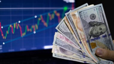 5 Merkez Bankası Faizi Sabit Tuttu: Küresel Ekonomide Yönü Para Politikası Belirliyor!