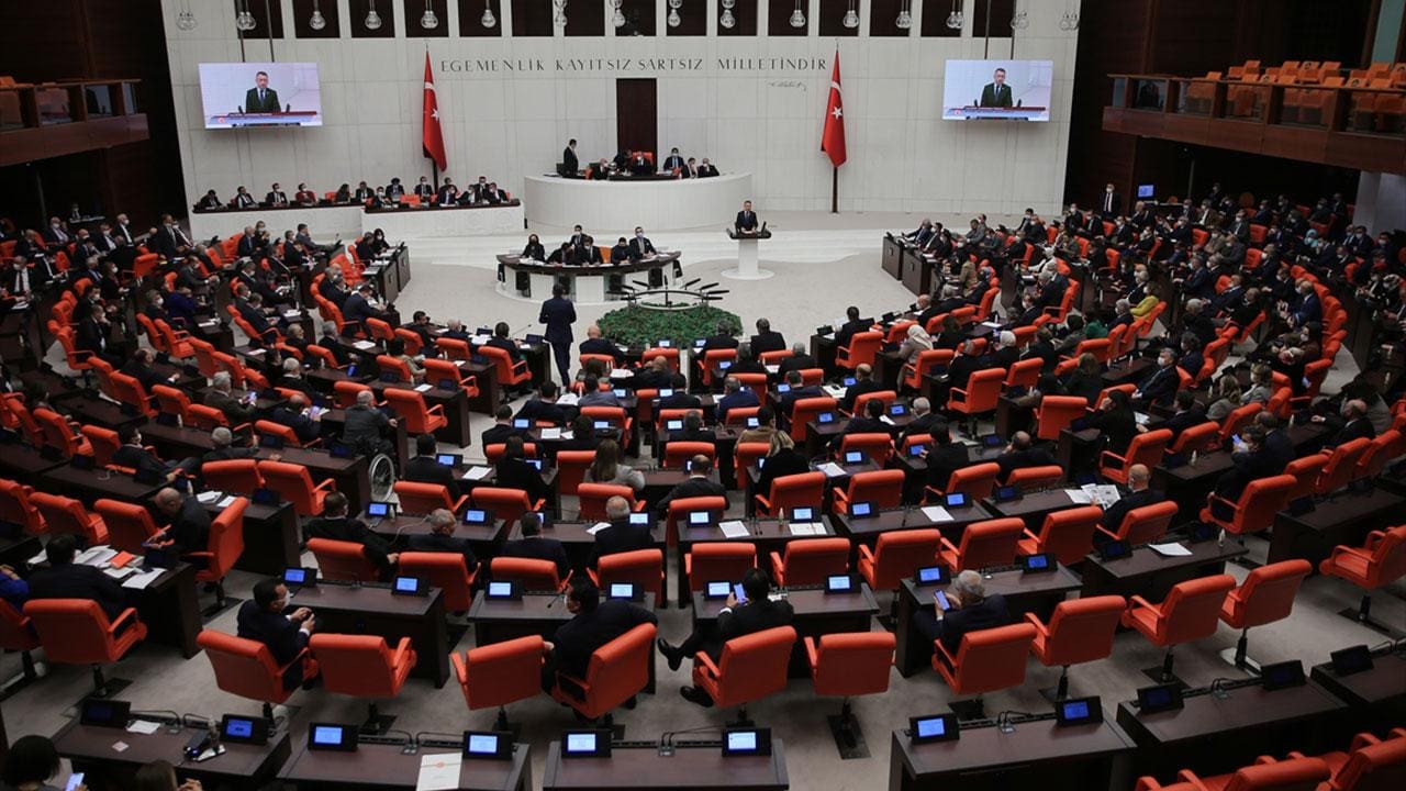 TBMM’ye Sunuldu: Yabancı Yatırımcıya 15 Maddelik Dev Teşvik Paketi!