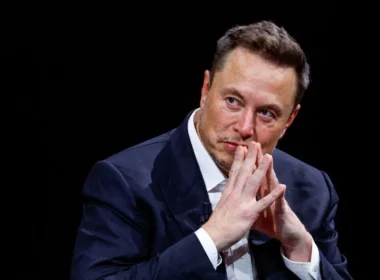 SpaceX Halka Arza Gidiyor: Musk Dünyanın İlk Trilyoneri Olabilir