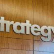 Strategy Şirketi İlk Çeyrekte 12,5 Milyar Dolarlık Zarar Açıkladı, Hisse Senedi ise Yükselişte