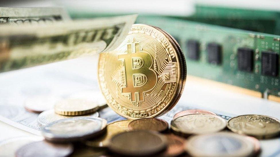 Bitcoin’de Yükseliş Neden Sınırlı? 64 Bin Doların Altına Geriledi