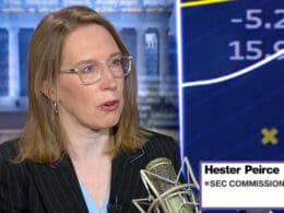 SEC Üyesi Hester Peirce’den Kripto Şirketlerine Uyarı: Takla Atmayın