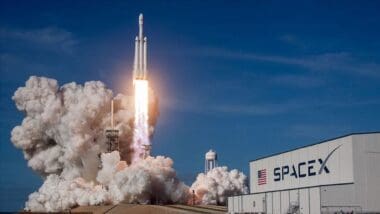 SpaceX Bugün Nasdaq 100’e Dahil Oluyor: Goldman Sachs’den Al Tavsiyesi