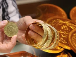 Altında Enflasyon Rallisi: Fed Beklentileri ve Jeopolitik Riskler Fiyatları Destekledi!